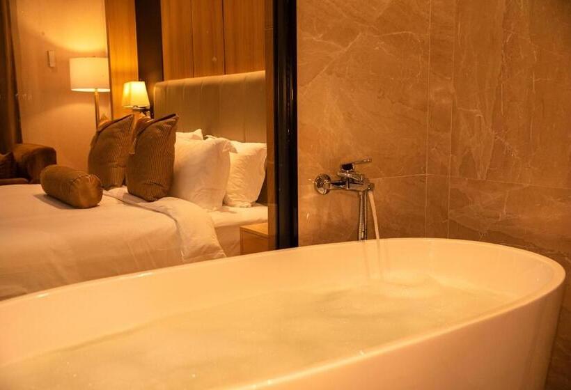 هتل Diamond Prishtina