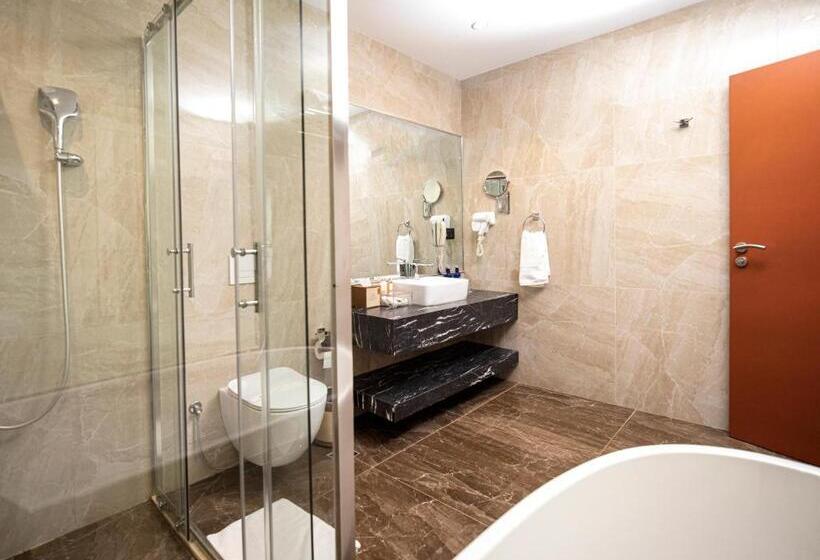 هتل Diamond Prishtina