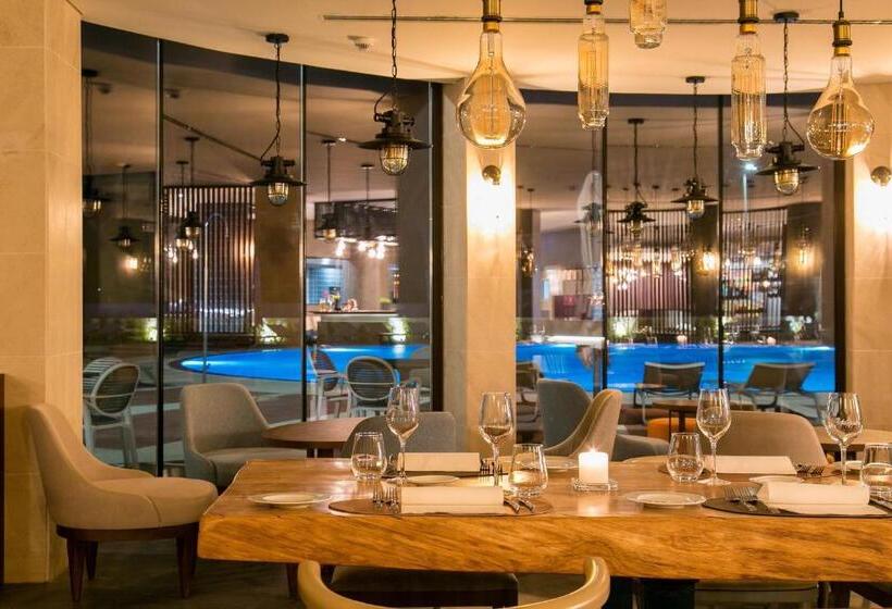 호텔 Four Points By Sheraton Sesimbra