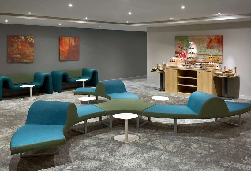 ホテル Ibis Jeddah City Center