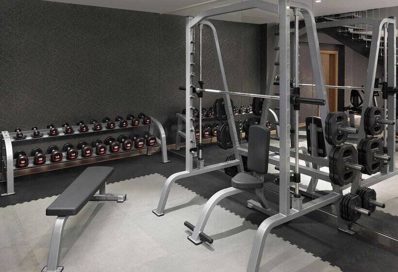 ホテル Ibis Jeddah City Center