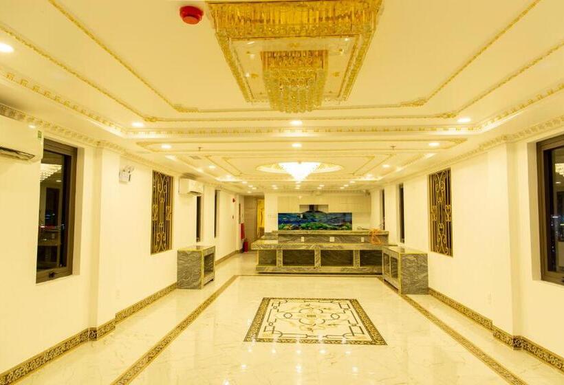 هتل Money Fine Quy Nhơn Khách Sạn Dát Vàng