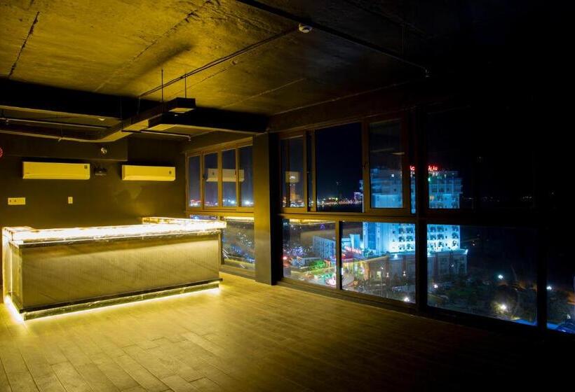 هتل Money Fine Quy Nhơn Khách Sạn Dát Vàng