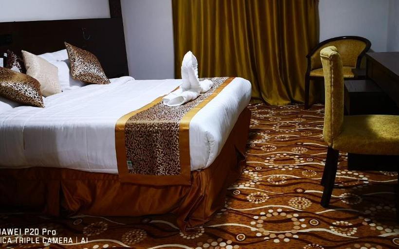 فندق برادايس العالمية