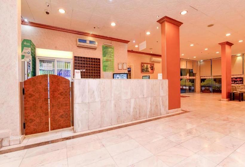 ホテル Oyo 219 Dewan Al Mokhtar For Furnished Apartments