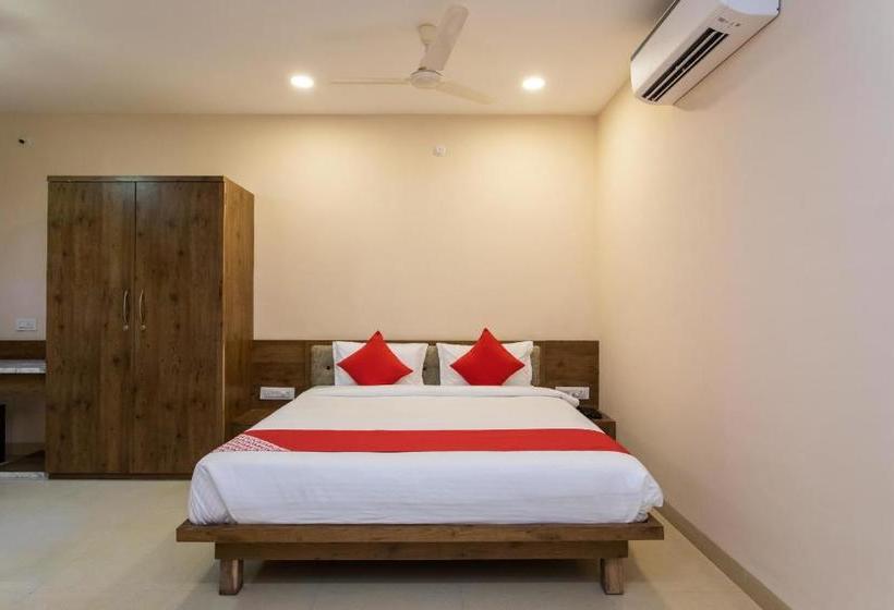 호텔 Oyo 66958 Comfort Homes