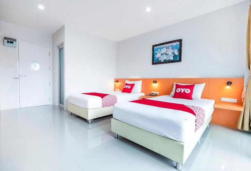 호텔 Oyo 689 Treeyapat Place