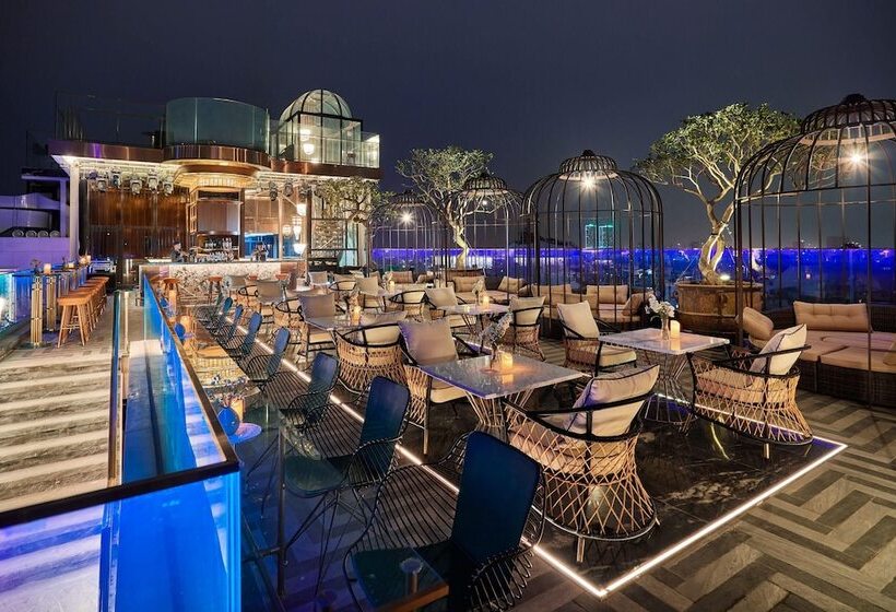 هتل Peridot Grand Luxury Boutique