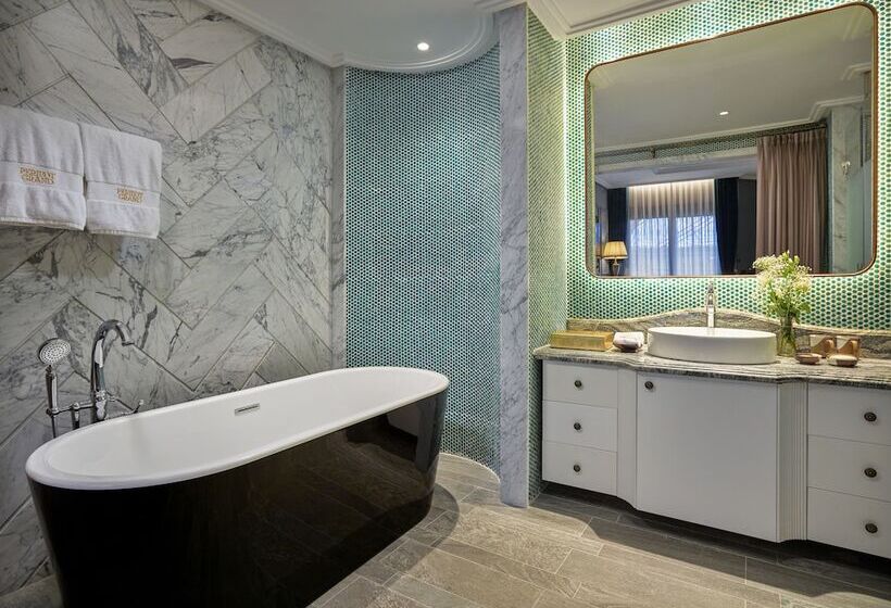 هتل Peridot Grand Luxury Boutique