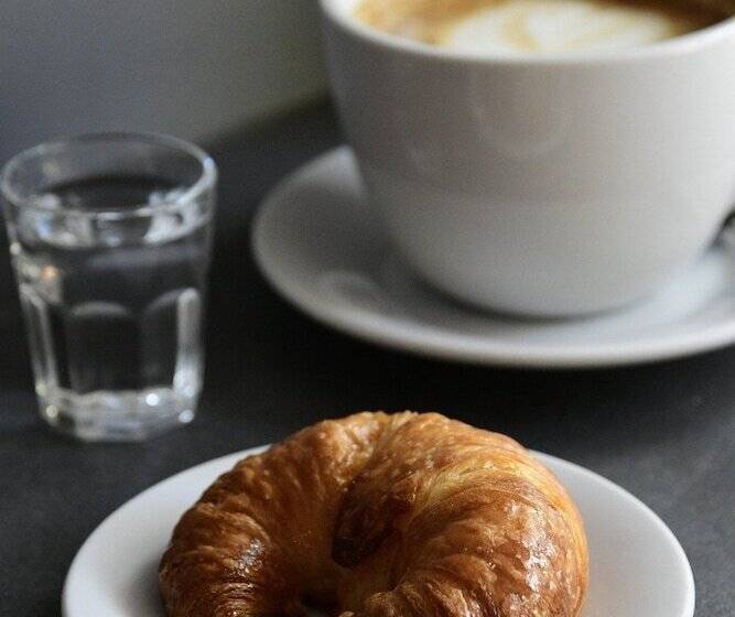 Quijano Hotel Aparts & Suites