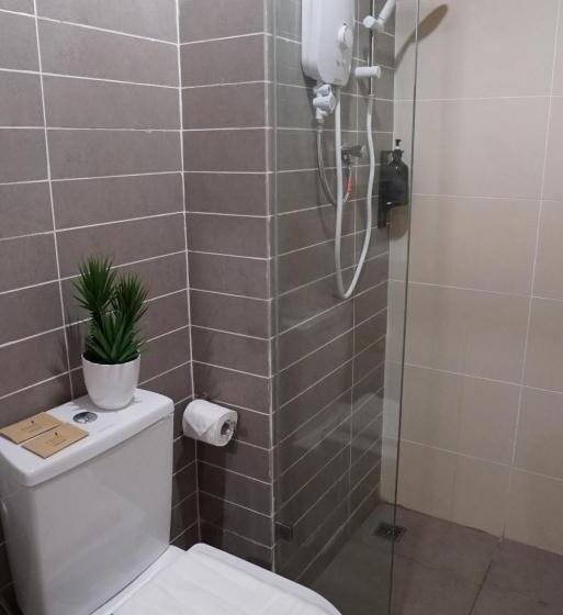 هتل Regatta Stay Kozi Square Kuching
