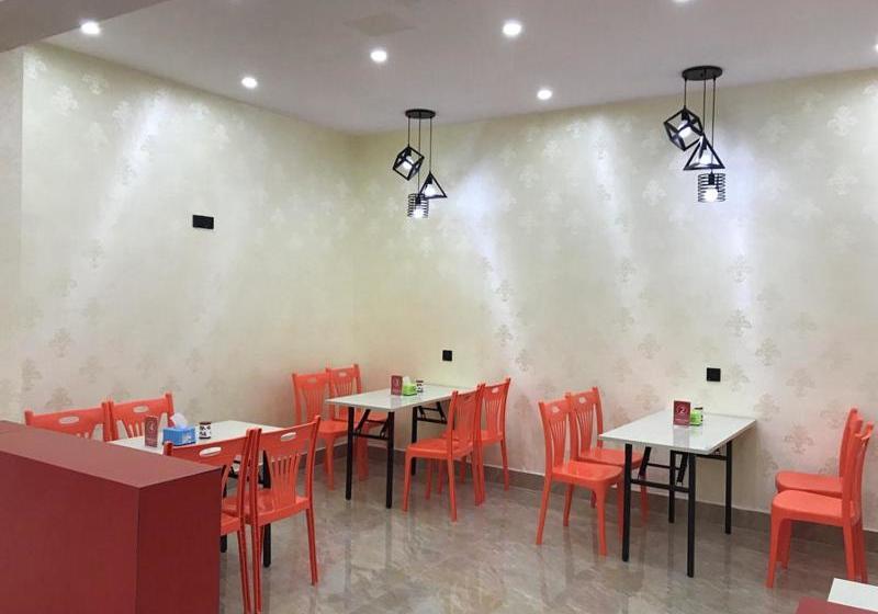 בית מלון כפרי Thank Inn Plus  Maoming Huazhou City Station Road