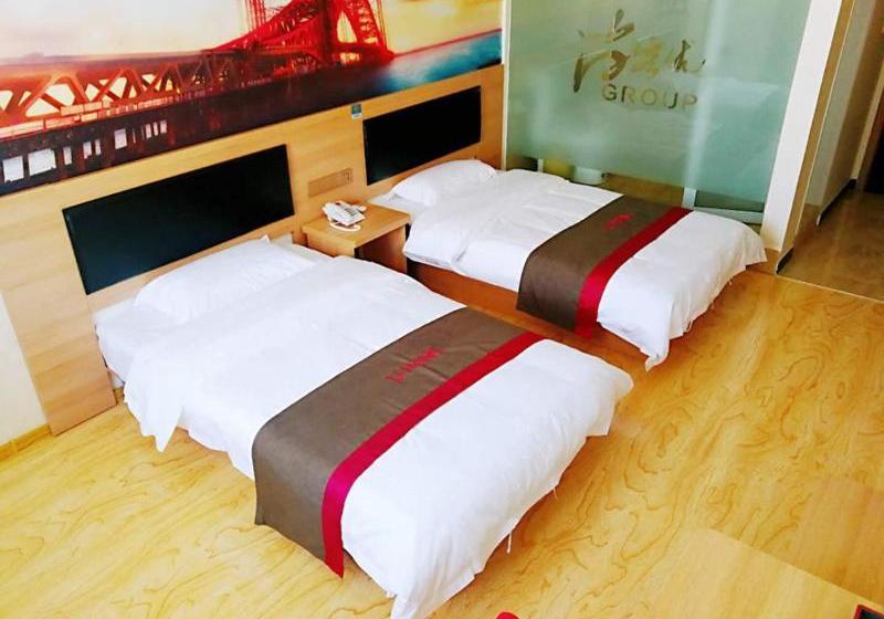 Thank Inn Chain Hotel Hebei Zhangjiakou Wanquan County Kongjiazhuang Bus Station