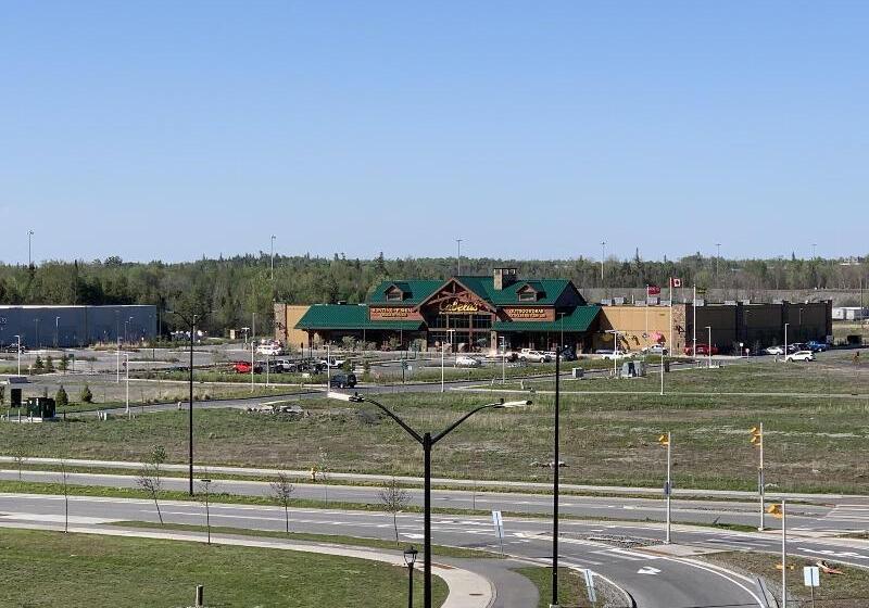 ホテル Wingate By Wyndham Kanata West Ottawa