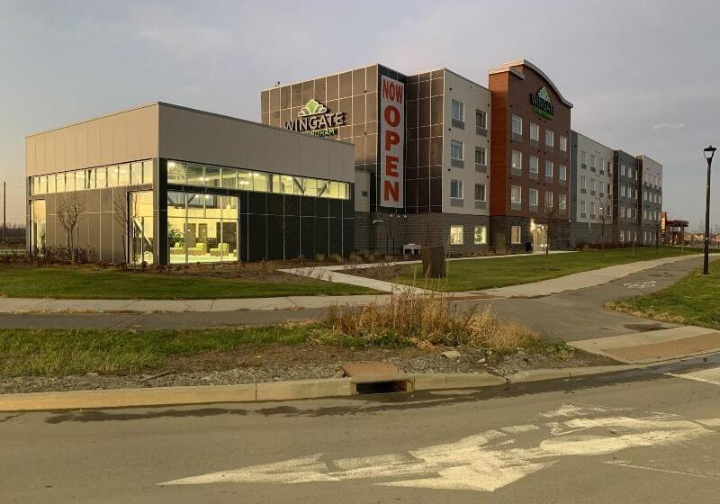 ホテル Wingate By Wyndham Kanata West Ottawa