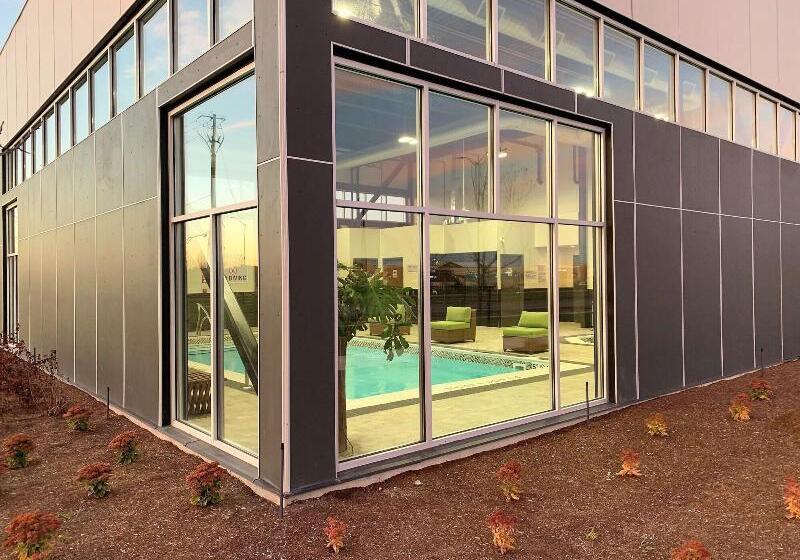 ホテル Wingate By Wyndham Kanata West Ottawa