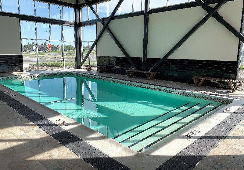 ホテル Wingate By Wyndham Kanata West Ottawa