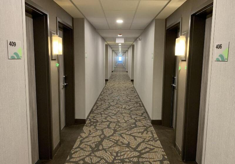 ホテル Wingate By Wyndham Kanata West Ottawa