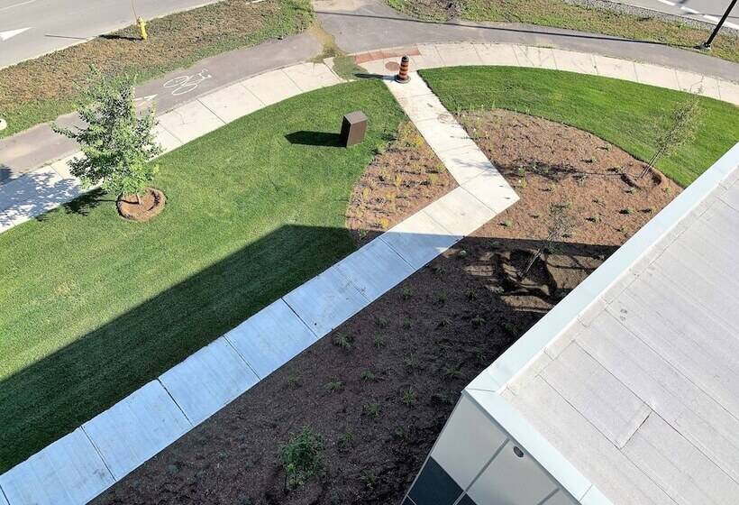 ホテル Wingate By Wyndham Kanata West Ottawa