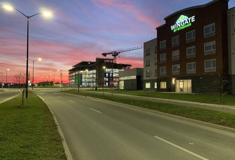 ホテル Wingate By Wyndham Kanata West Ottawa