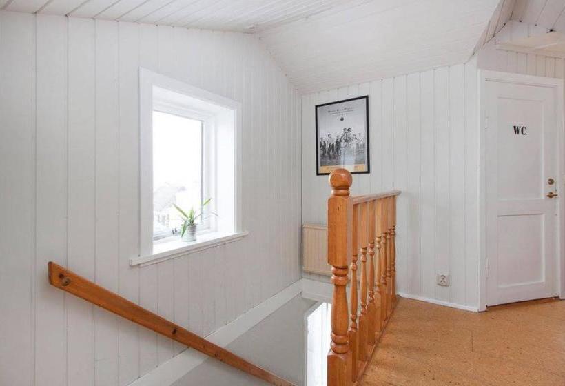 Pension Esja Guesthouse