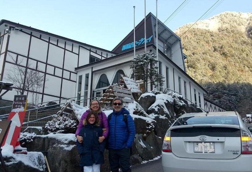 פנסיון Home Sharing Guest House Don