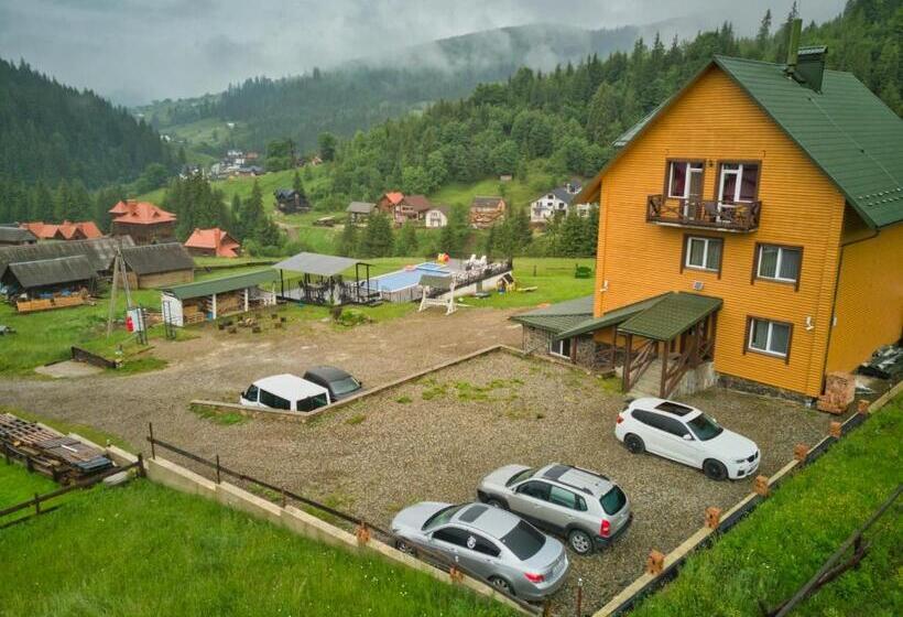 پانسیون Nicole