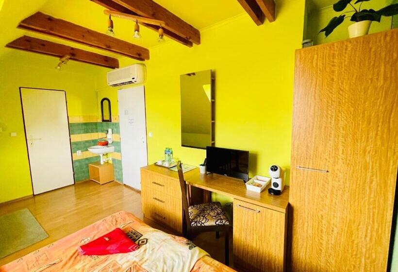 פנסיון Penzión Tyché