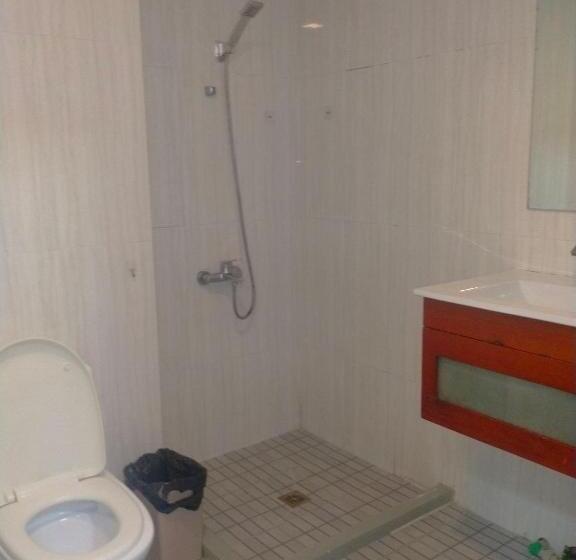 بنسيون Redhouse