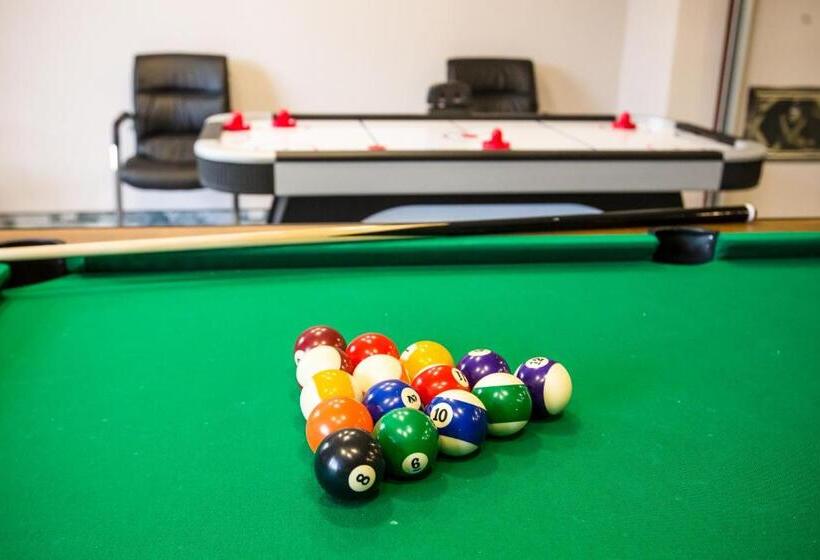 אתר נופש Carpat Inn