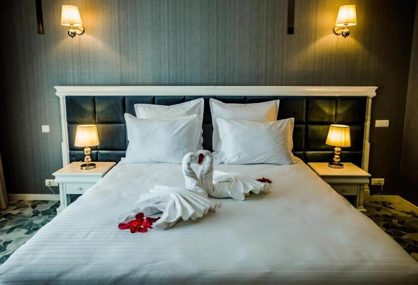 אתר נופש Carpat Inn