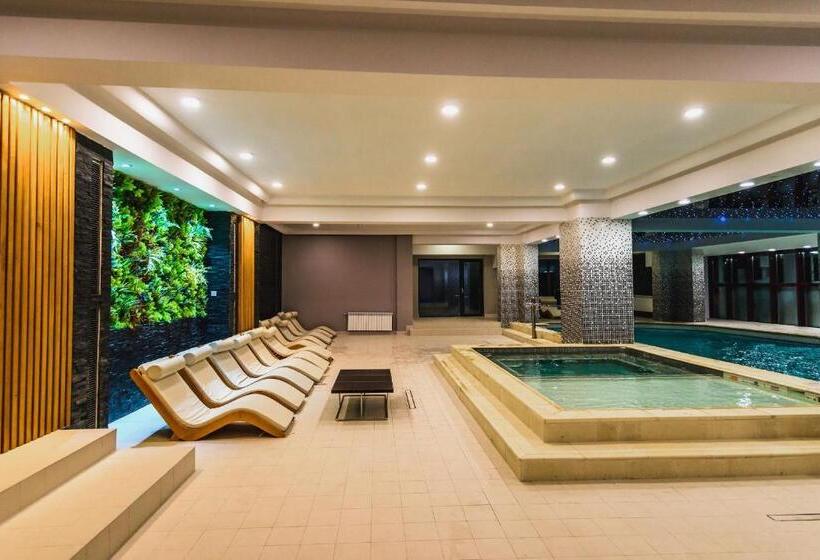 אתר נופש Carpat Inn