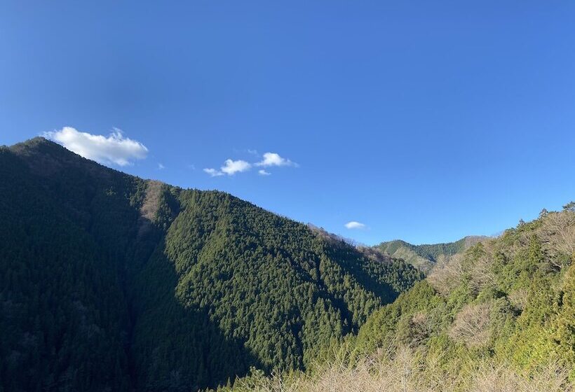 Riverside Hostel B&b – Hostel