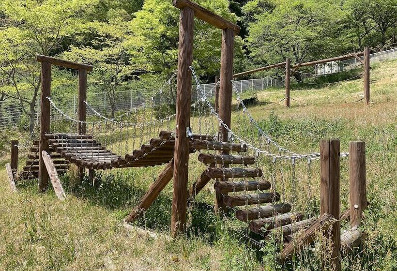 Riverside Hostel B&b – Hostel