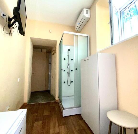 هاستل адмирал хостел