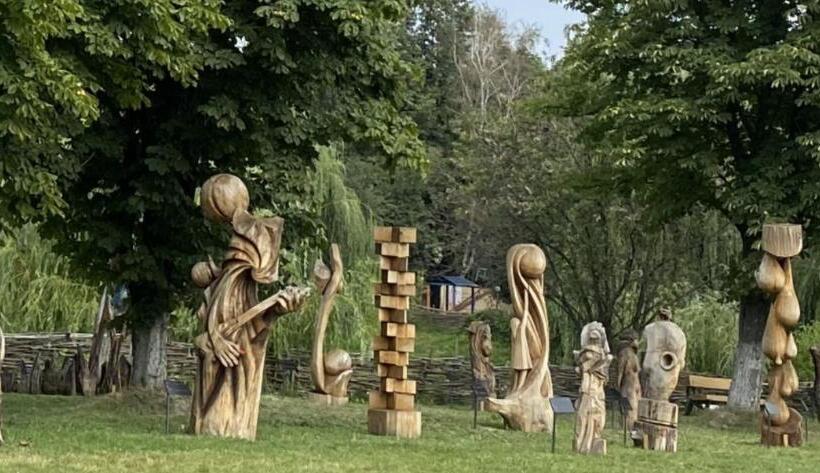 هاستل Art хостел готель адреналін