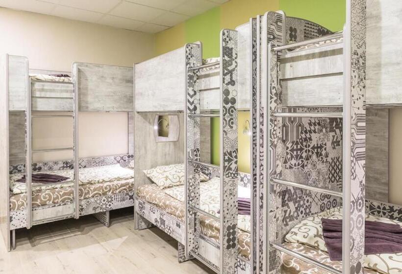 هاستل Art хостел готель адреналін