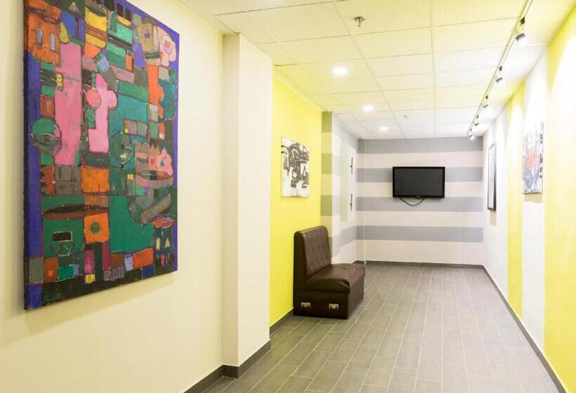 هاستل Art хостел готель адреналін