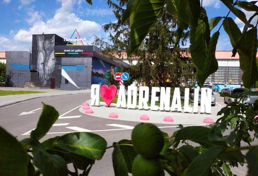 هاستل Art хостел готель адреналін