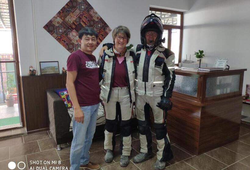 فندق صغير Besqala