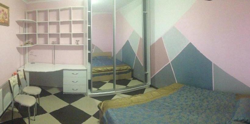 Bed and Breakfast на киевской