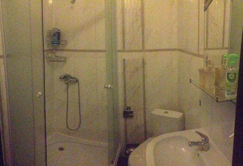 Bed and Breakfast на киевской
