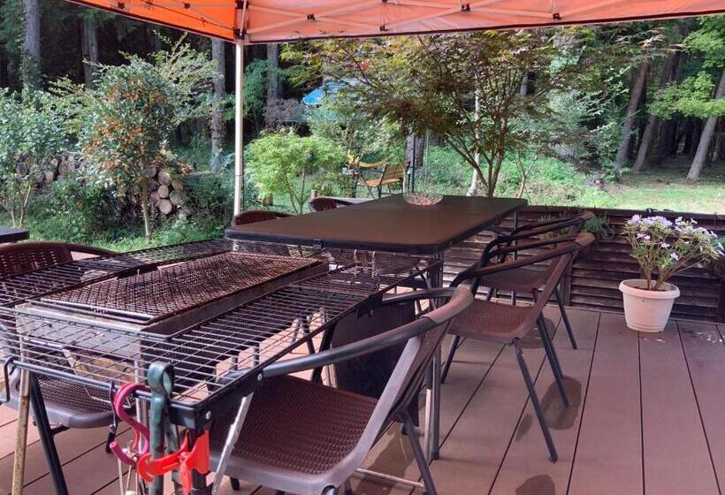 تختخواب و صبحانه Kakureyado Fujikawaguchiko