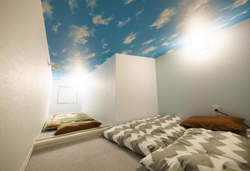 تختخواب و صبحانه Kakureyado Fujikawaguchiko