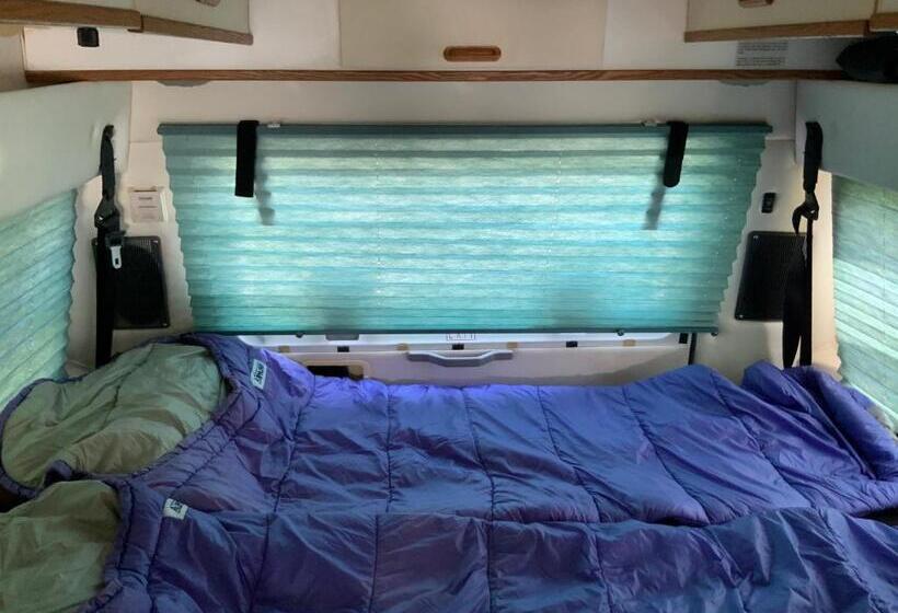 تختخواب و صبحانه Kakureyado Fujikawaguchiko