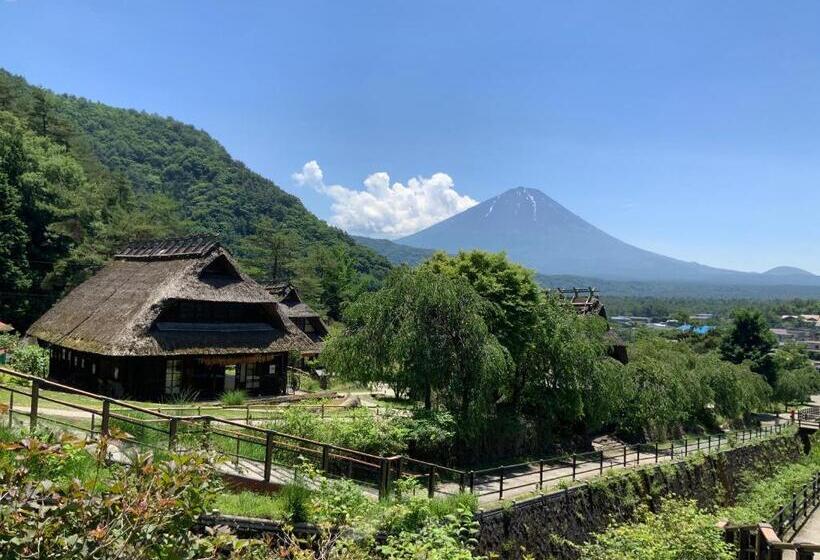 تختخواب و صبحانه Kakureyado Fujikawaguchiko