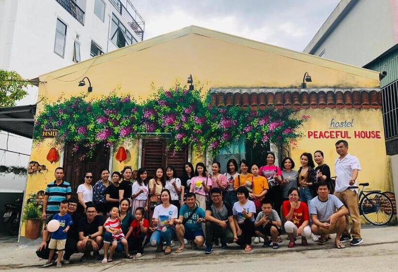 تختخواب و صبحانه Peaceful House Hostel