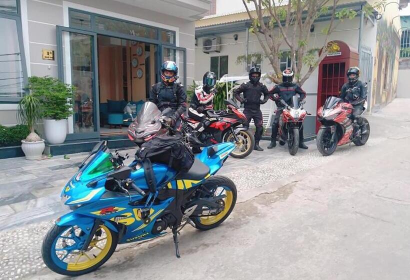 تختخواب و صبحانه Peaceful House Hostel