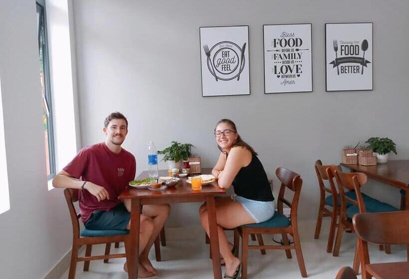 تختخواب و صبحانه Peaceful House Hostel