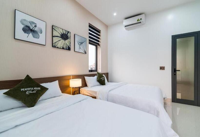 تختخواب و صبحانه Peaceful House Hostel